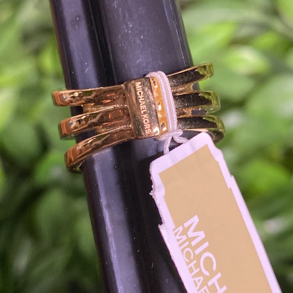 Michael Kors Gold Tone Flower Power Layered Ring with Clear Crystal Details - Picture 13 of 16